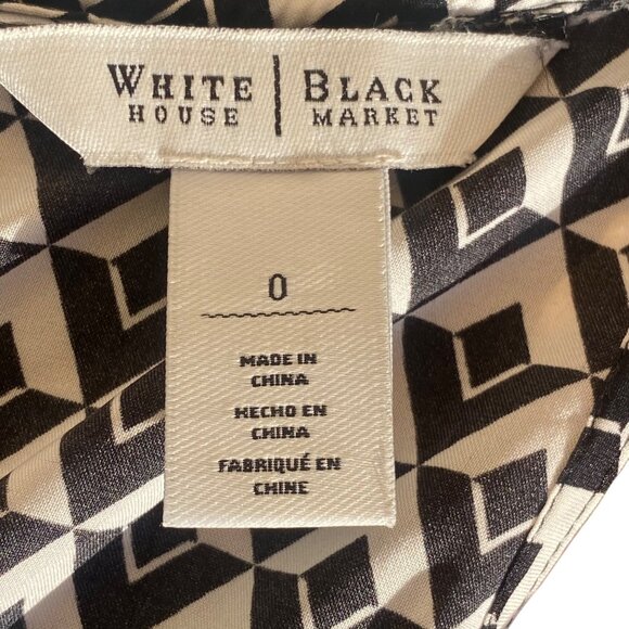 White House Black Market Sleeveless Geometric Print Blouse Womens Size 0 Keyhole - Picture 3 of 13